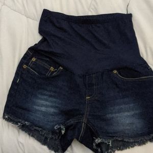 Maternity shorts